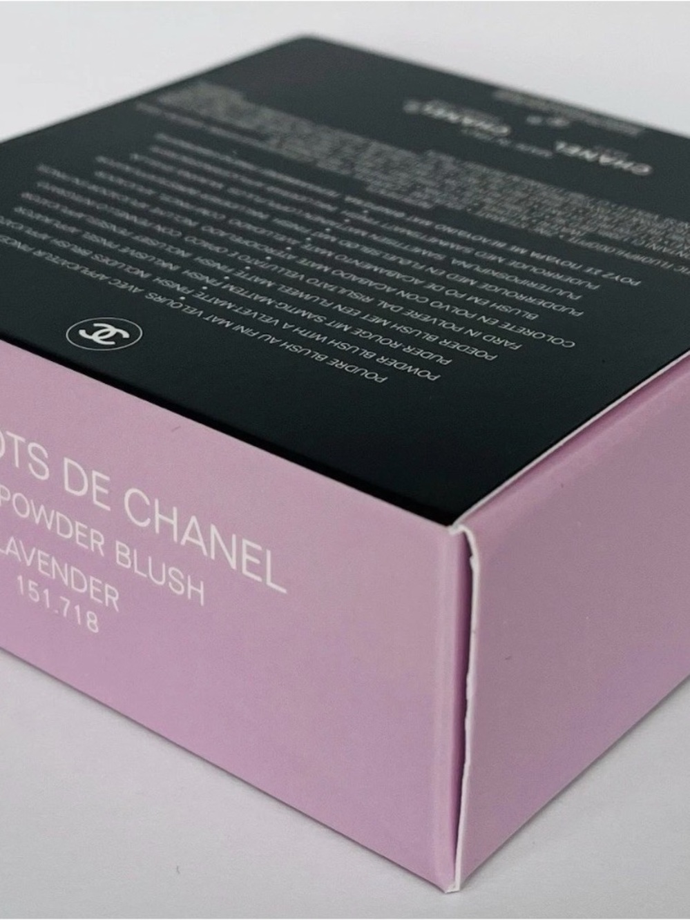 CHANEL Les Tarots de Chanel Matte Powder Blush - Lavender Pink - Picture 2 of 3